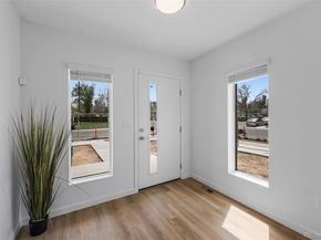 1263 N Akron Street, Aurora CO 80010