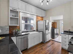 1054 S Pearl Street, Denver CO 80209