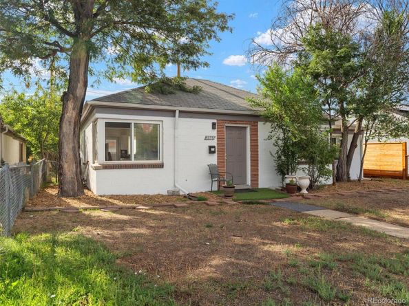 2865 Quebec Street, Denver CO 80207