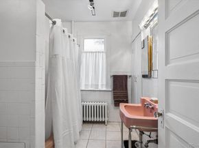 Undisclosed Address #6024603, Denver CO 80218