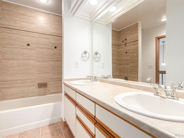 244 Zang Street, Lakewood CO 80228