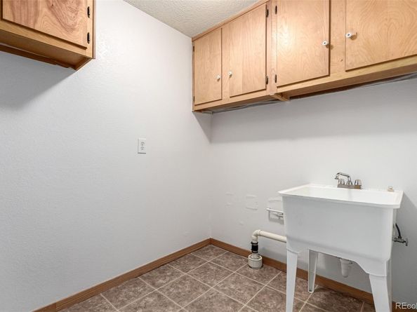 244 Zang Street, Lakewood CO 80228