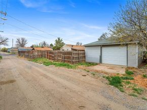 2208 Hanover Street, Aurora CO 80010