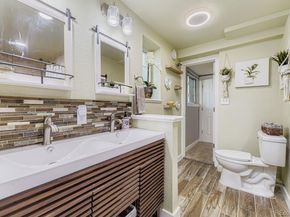 6910 W Floyd Avenue, Lakewood CO 80227