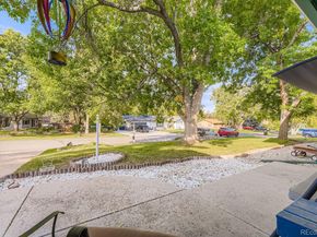 6910 W Floyd Avenue, Lakewood CO 80227