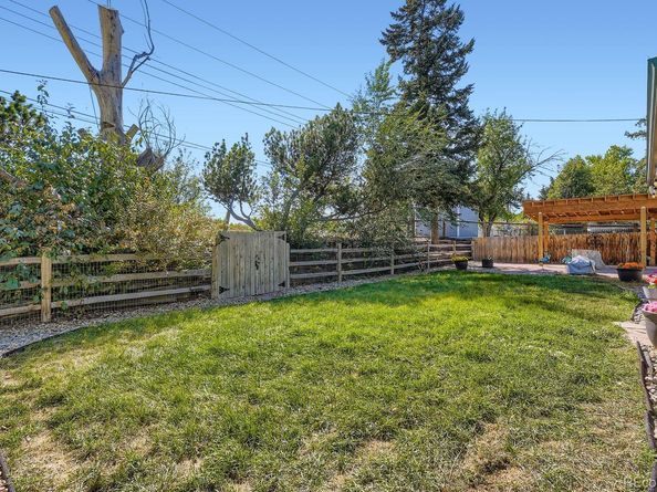 6910 W Floyd Avenue, Lakewood CO 80227