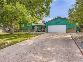6910 W Floyd Avenue, Lakewood CO 80227