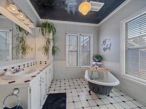 7300 W 32nd Avenue, Wheat Ridge CO 80033