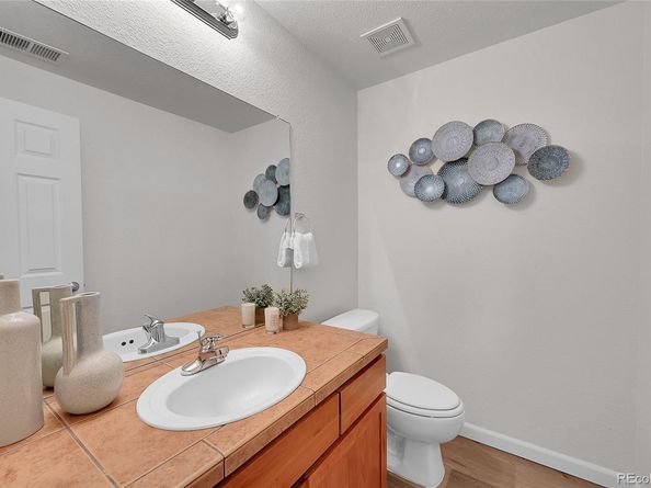 1375 S Chambers Road 104, Aurora CO 80017