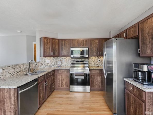 19727 Montview Drive, Aurora CO 80011