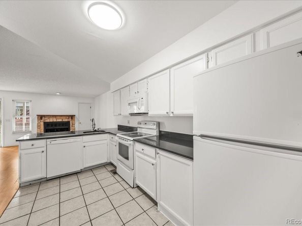 932 S Dearborn Way 4, Aurora CO 80012