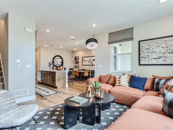 6864 Zuni Court, Denver CO 80221