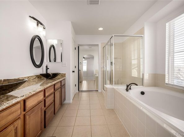 Undisclosed Address #7433560, Aurora CO 80013
