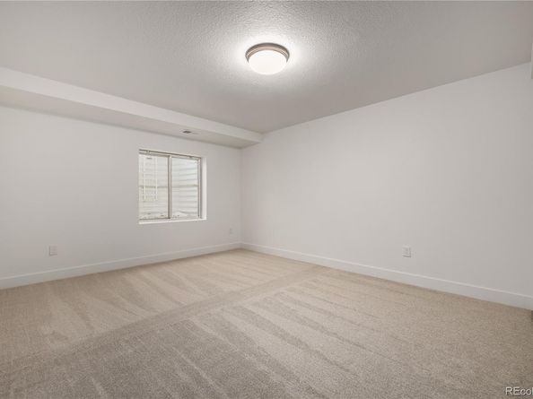 Undisclosed Address #7433560, Aurora CO 80013