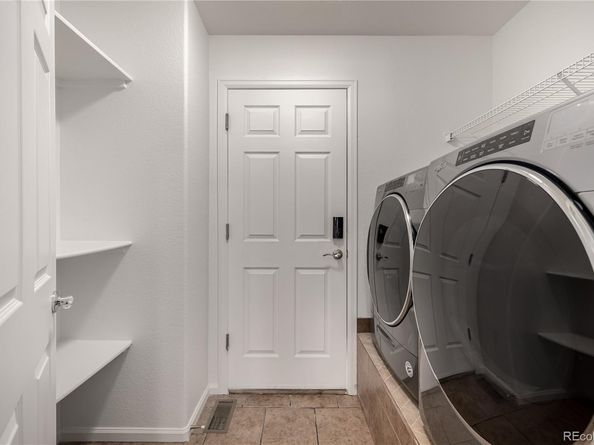 Undisclosed Address #7433560, Aurora CO 80013