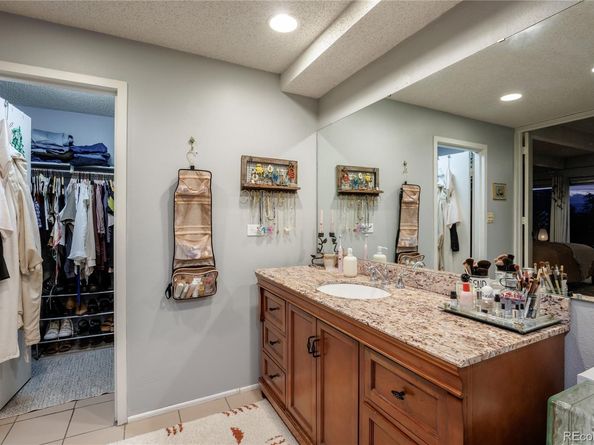 555 E 10th Avenue 416, Denver CO 80203