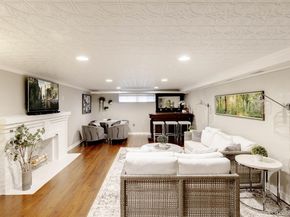 5525 E 17th Avenue Parkway, Denver CO 80220