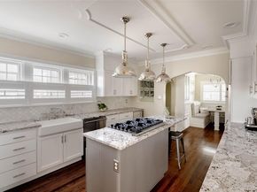 5525 E 17th Avenue Parkway, Denver CO 80220