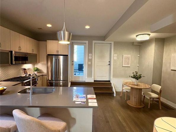 558 Madison Street, Denver CO 80206