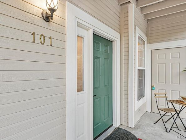 4085 S Crystal Circle 101, Aurora CO 80014
