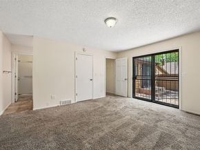 82 S Eagle Circle, Aurora CO 80012