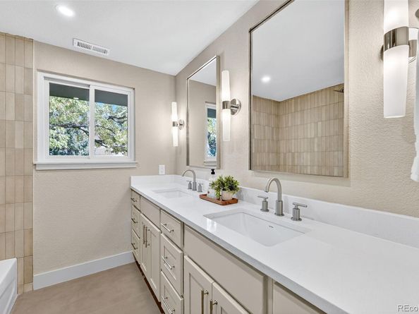 5850 S Galena Street, Greenwood Village CO 80111