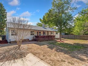2205 Lincoln Street, Longmont CO 80501