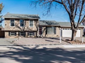 2118 S Mobile Way, Aurora CO 80013