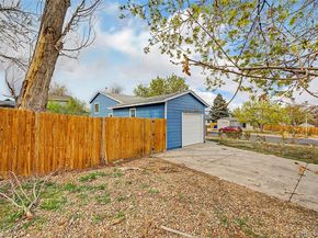 17391 E Layton Drive, Aurora CO 80015