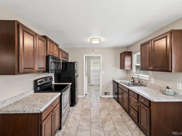 2356 Elmira Street, Aurora CO 80010