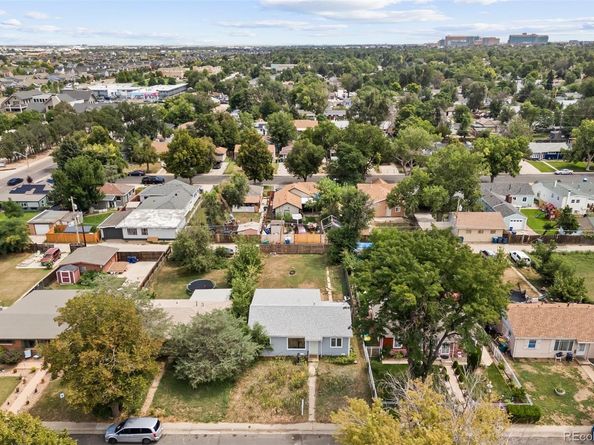 2356 Elmira Street, Aurora CO 80010