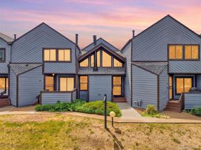8921 W Yale Avenue, Lakewood CO 80227