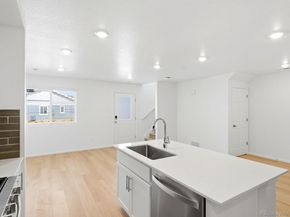 21236 E 65th Drive, Aurora CO 80019