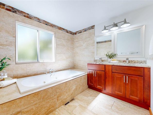 6140 S Monaco Way, Centennial CO 80111