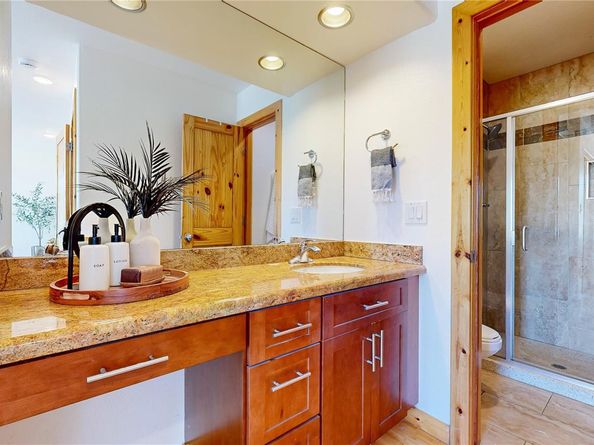 6140 S Monaco Way, Centennial CO 80111