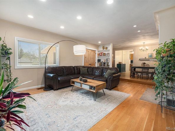 895 Vance Street, Lakewood CO 80214
