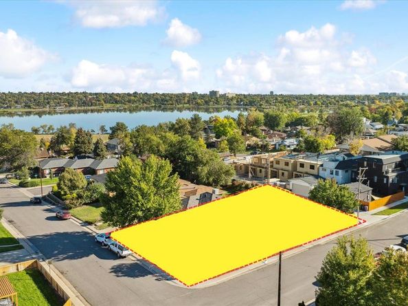 1600 Zenobia Street, Denver CO 80204