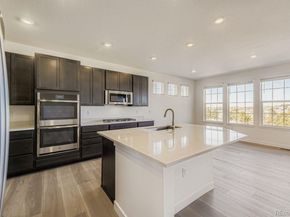 24515 E Kettle Court, Aurora CO 80016