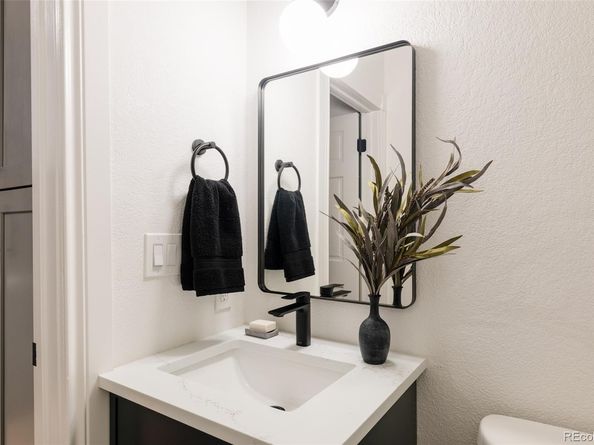 3249 W Fairview Place 115, Denver CO 80211
