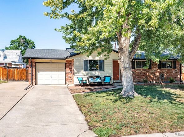 1605 S Cape Street, Lakewood CO 80232