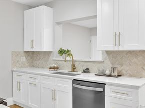 2930 Monaco St Pkwy, Denver CO 80207