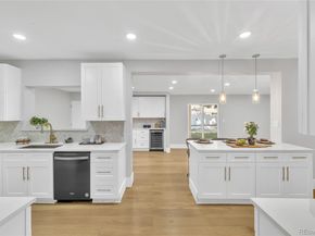 2930 Monaco St Pkwy, Denver CO 80207