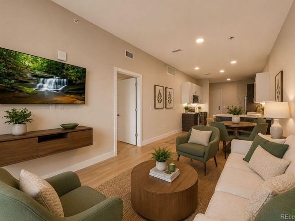 2530 Lawrence Street RA301, Denver CO 80205