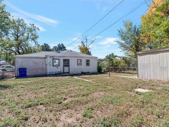 1266 Del Mar Parkway, Aurora CO 80010