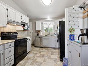 Undisclosed Address #2962405, Denver CO 80219