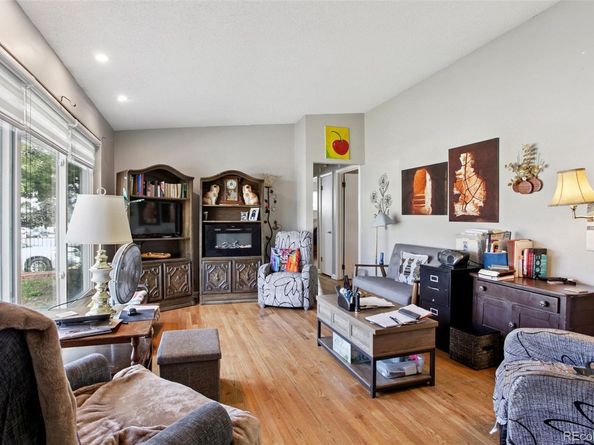Undisclosed Address #2962405, Denver CO 80219