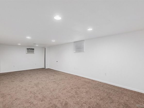 867 S Grape Street, Denver CO 80246