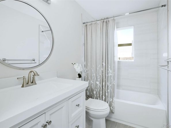 1305 S Laredo Court, Aurora CO 80017