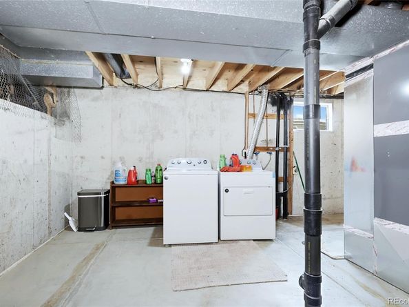 1305 S Laredo Court, Aurora CO 80017