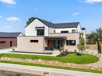 3112 Braun Court